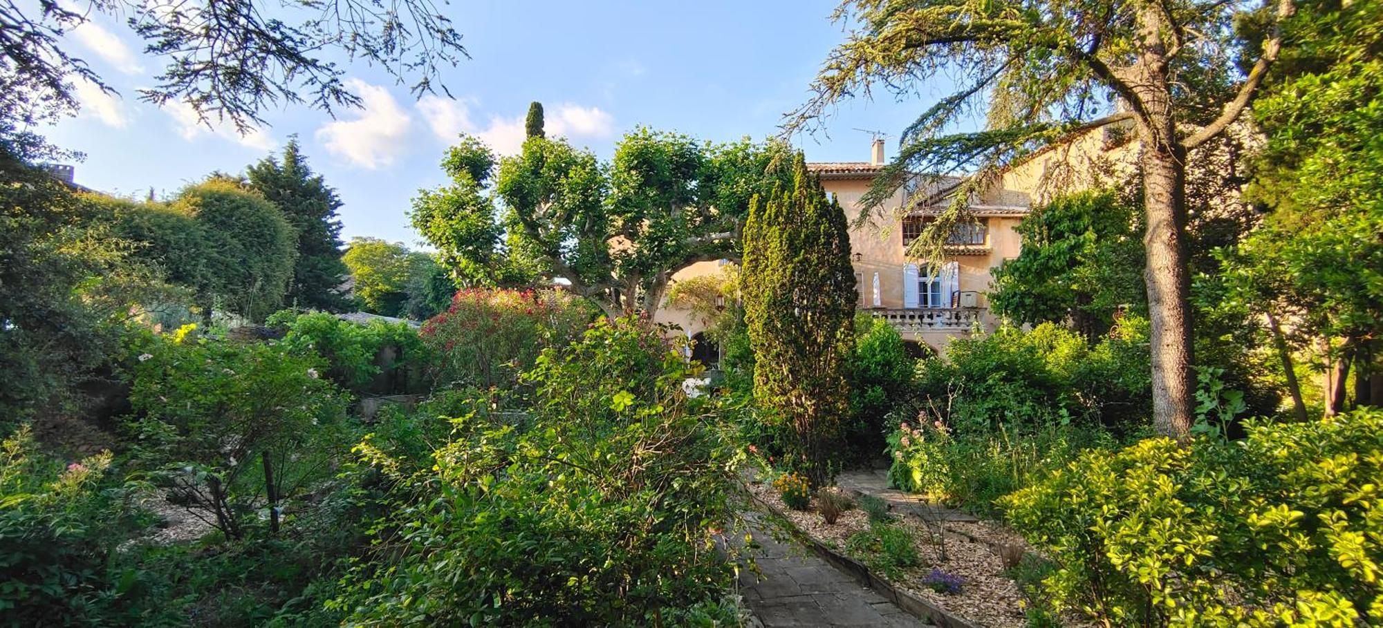 Rue Du Chateau A Cabrieres D'Avignon Bed and Breakfast Exterior foto