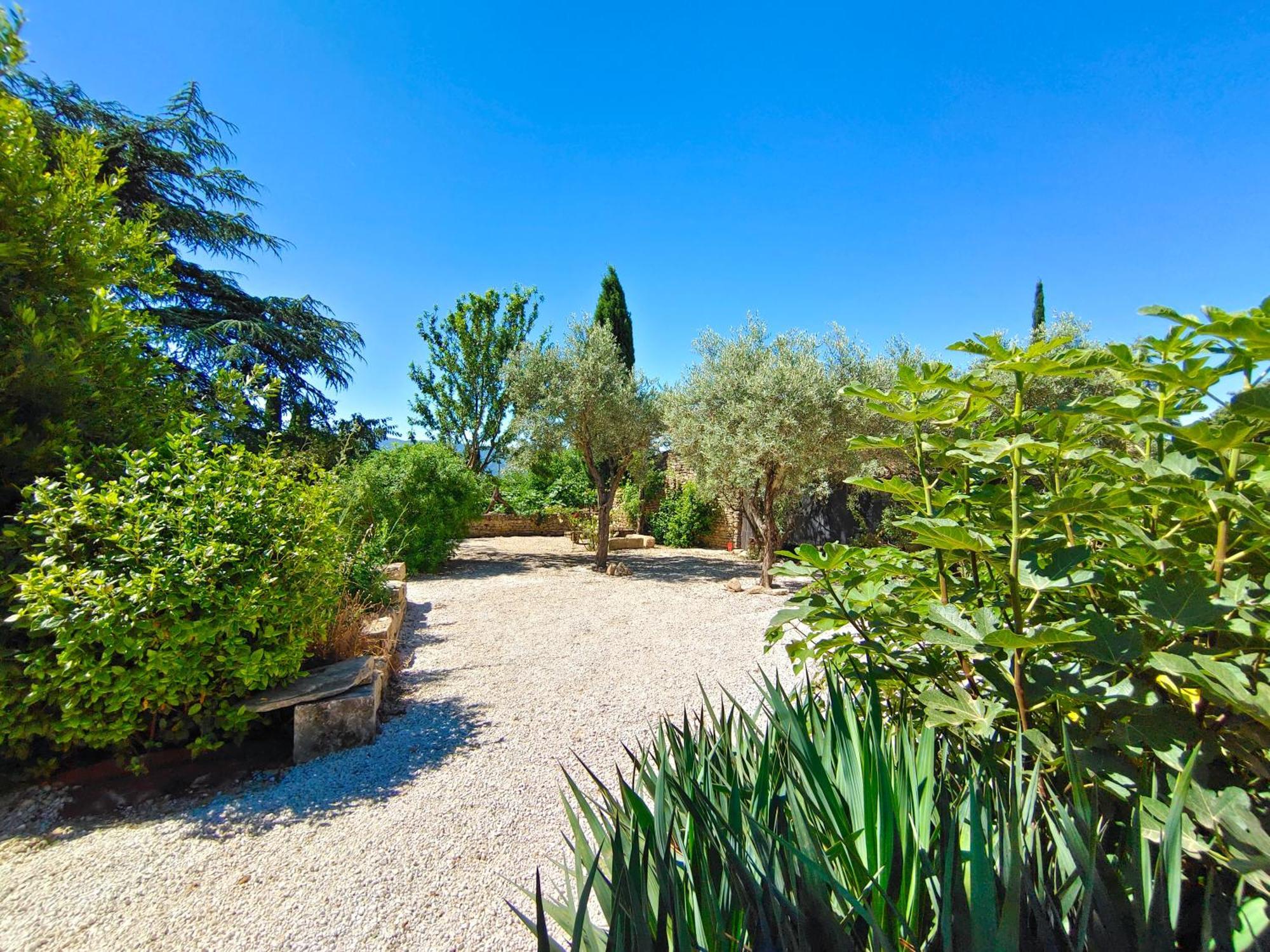 Rue Du Chateau A Cabrieres D'Avignon Bed and Breakfast Exterior foto