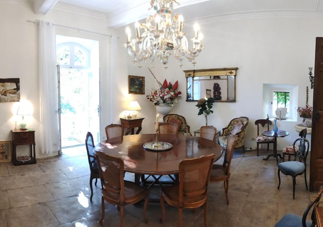 Rue Du Chateau A Cabrieres D'Avignon Bed and Breakfast Exterior foto