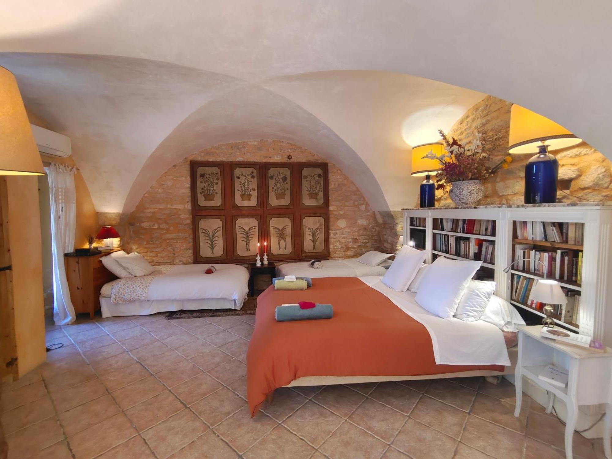 Rue Du Chateau A Cabrieres D'Avignon Bed and Breakfast Exterior foto