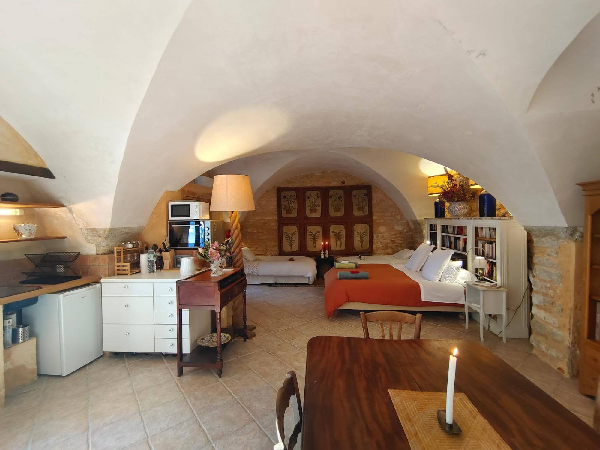 Rue Du Chateau A Cabrieres D'Avignon Bed and Breakfast Exterior foto